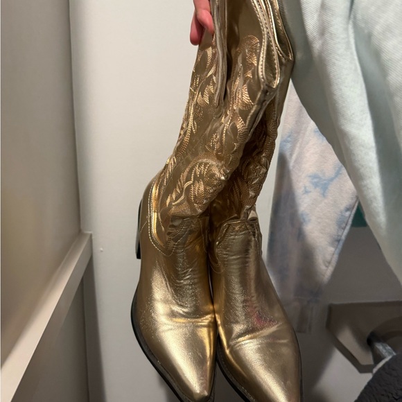 Gold Embroidered Cowboy Boots - Picture 2 of 2